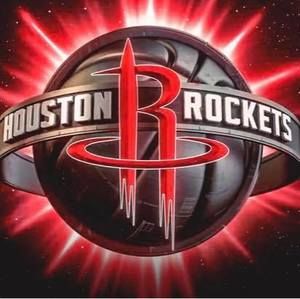 Meet your Posher, Lili perez